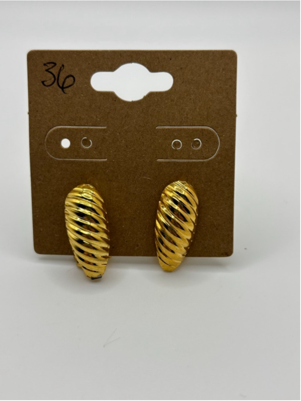 Gold Tone Ribbed Clip-On Earrings NWOT